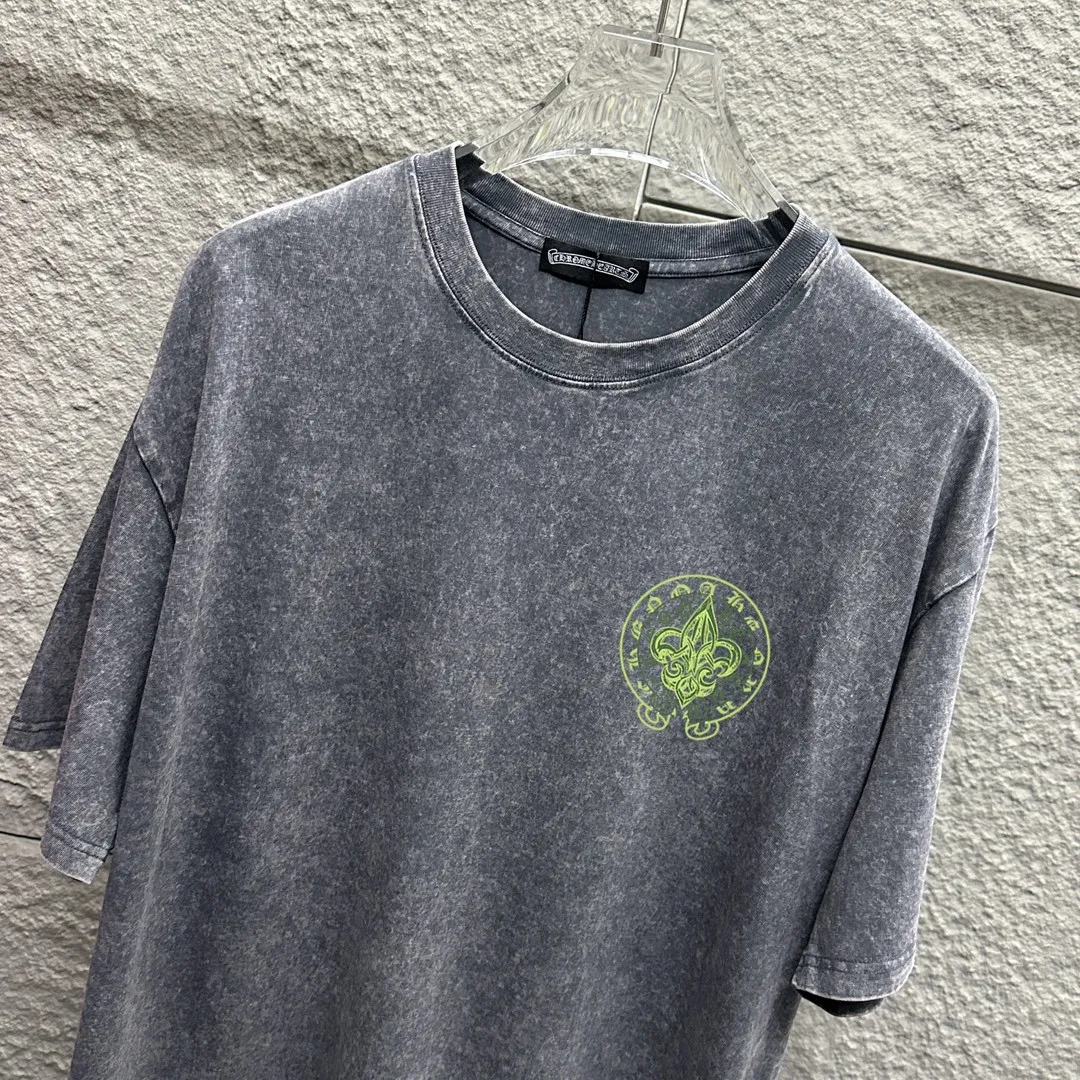 🅿️180 CH* Crow Heart* 2025 spring and summer new style Snowflake distressed washed retro round neck short sleeves Chest and front logo Horseshoe print on front and back Customized fabric Short-sleeved T-shirt Unisex Size: S M L XL XXL Color: Snowflake Black Snowflake Gray Snowflake Pink Snowflake Blue